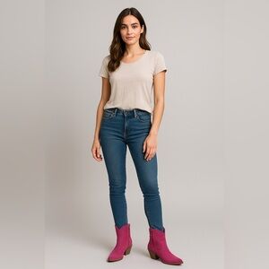 1524- Dingo Suede Ankle Women's Boots Size 8.5 M NWT